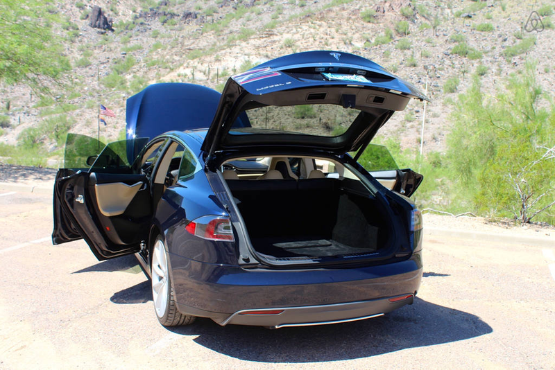 Illustration for article titled Most Tesla Owner Ever Turns $118,000 Model S Into AirBnB